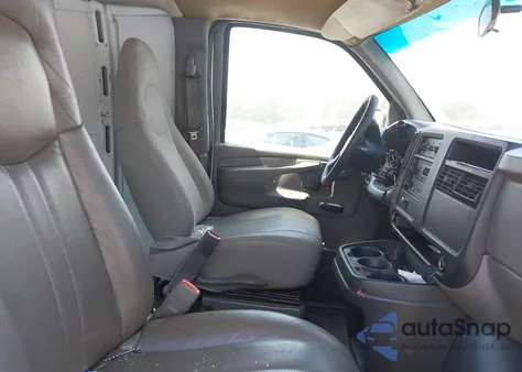 2003 Chevrolet Express z USA, uszkodzony, nr VIN 1GCHG39UX31184514